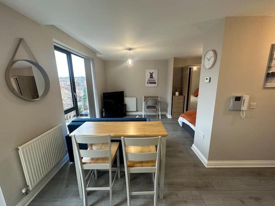 Cute Apartment Next To Colindale Station Edgware Exteriér fotografie